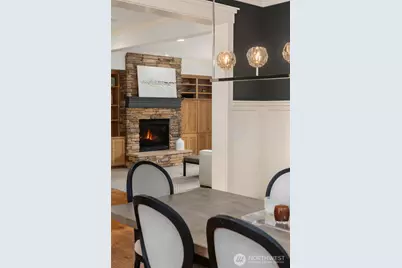 10414 SE 13th Street, Bellevue, WA 98004 - Photo 11