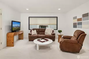 10414 SE 13th St, Bellevue, WA 98004 - Photo 33