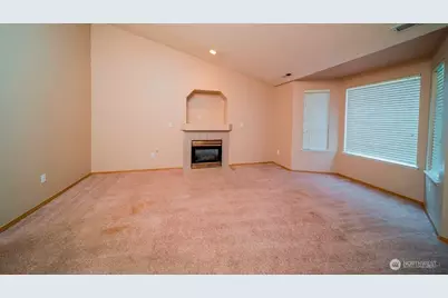 18501 E Country Club Drive, Arlington, WA 98223 - Photo 9