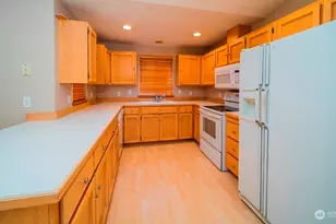 18501 E Country Club Dr, Arlington, WA 98223 - Photo 7