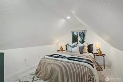 21108 1st Avenue S, Des Moines, WA 98198 - Photo 31