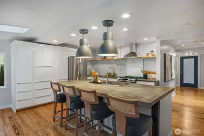 21108 1st Avenue S, Des Moines, WA 98198 - Photo 11