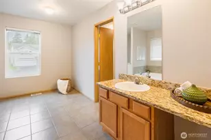 12821 SE 225th Ct, Kent, WA 98038 - Photo 15