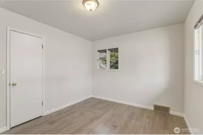 1530 Eastmont Avenue, East Wenatchee, WA 98802 - Photo 15