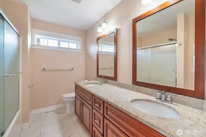 9604 S 236th Place, Kent, WA 98031 - Photo 17