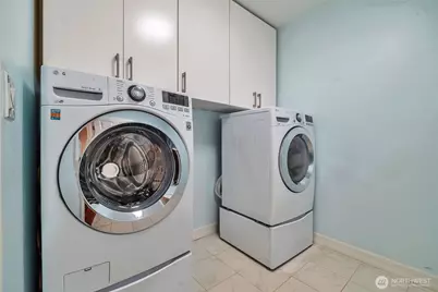 9604 S 236th Place, Kent, WA 98031 - Photo 13