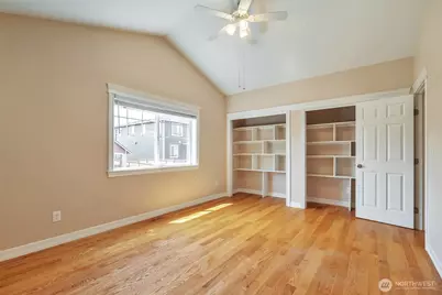 9604 S 236th Place, Kent, WA 98031 - Photo 15