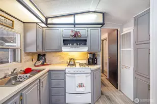 1075 Birch Ln, Sumas, WA 98295 - Photo 5