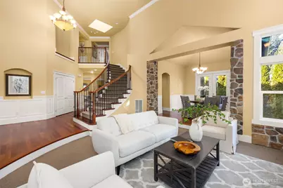 18638 92nd Avenue NE, Bothell, WA 98011 - Photo 3