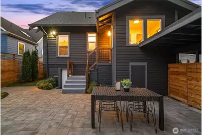 328 26th Avenue, Seattle, WA 98122 - Photo 5