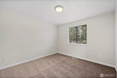 5746 S 300th Place, Auburn, WA 98001 - Photo 25