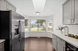 5746 S 300th Pl, Auburn, WA 98001 - Photo 11