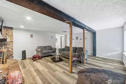 525 138th Street E, Tacoma, WA 98445 - Photo 7