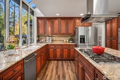 3233 241st Avenue SE, Sammamish, WA 98029 - Photo 13