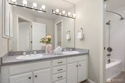 3233 241st Avenue SE, Sammamish, WA 98029 - Photo 25