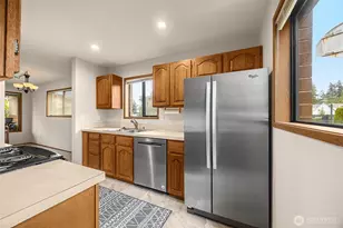 8106 53rd Ave W, Mukilteo, WA 98275 - Photo 11