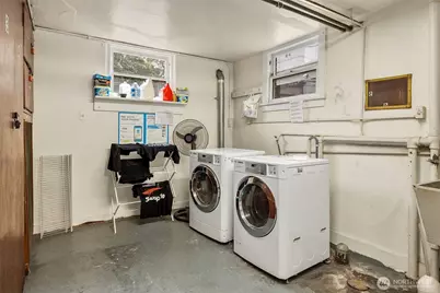 722 10th Avenue E, Seattle, WA 98102 - Photo 17