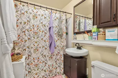 722 10th Avenue E, Seattle, WA 98102 - Photo 13