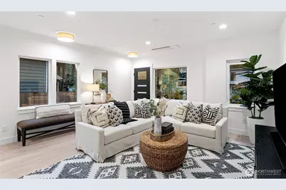 11218 115th Place NE, Kirkland, WA 98033 - Photo 7