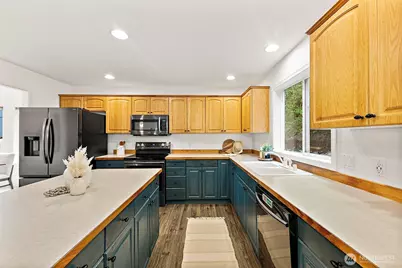 10503 180th Avenue E, Bonney Lake, WA 98391 - Photo 9