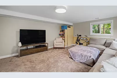 11447 5th Avenue S, Seattle, WA 98168 - Photo 25