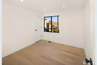 2109 129th Avenue SE, Bellevue, WA 98005 - Photo 19