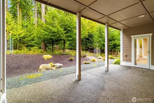 2307 Sundown Ct, Anacortes, WA 98221 - Photo 11