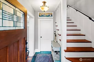 3847 Beach Dr SW, Seattle, WA 98116 - Photo 3