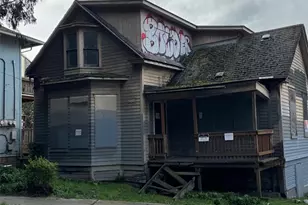 2531 Gilman Dr W, Seattle, WA 98199 - Photo 5