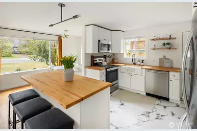 1237 SW 118th Street, Burien, WA 98146 - Photo 13