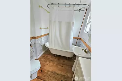 10741 Palatine Avenue N, Seattle, WA 98133 - Photo 7