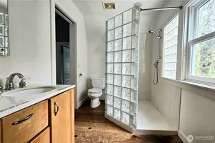 10741 Palatine Ave N, Seattle, WA 98133 - Photo 15