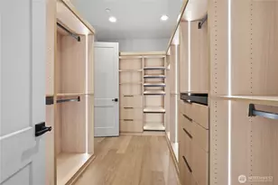 10648 SE 16th St, Bellevue, WA 98004 - Photo 11