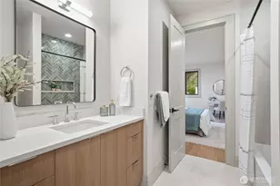 10648 SE 16th St, Bellevue, WA 98004 - Photo 15