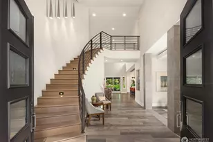 27138 NE 29th Pl, Redmond, WA 98053 - Photo 3