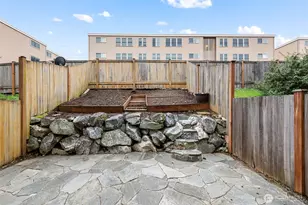 12315 10th Pl NE, Seattle, WA 98125 - Photo 23