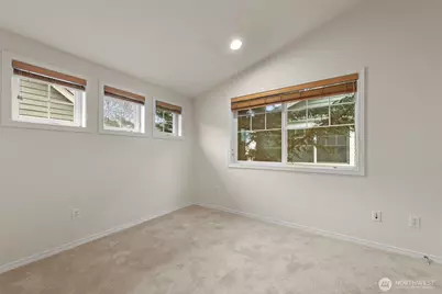 12315 10th Place NE #A, Seattle, WA 98125 - Photo 19