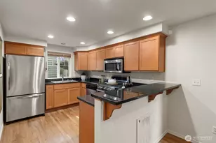 12315 10th Pl NE, Seattle, WA 98125 - Photo 7