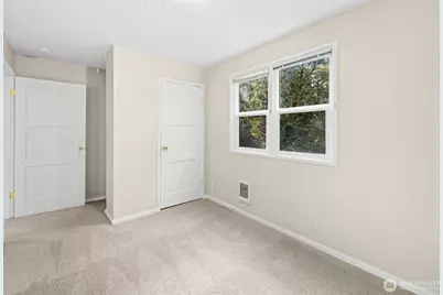 5726 5728 Tracyton Boulevard NW, Bremerton, WA 98311 - Photo 15