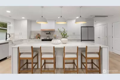 10611 Jovita Boulevard E, Edgewood, WA 98372 - Photo 11