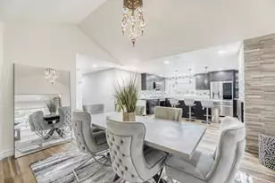 11850 NE 105th Ln, Kirkland, WA 98033 - Photo 3