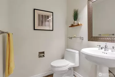 2746 60th Avenue SW #2, Seattle, WA 98116 - Photo 7