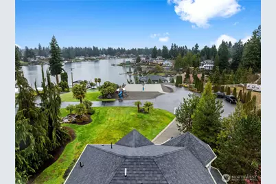 2011 Sumner Tapps Highway E, Bonney Lake, WA 98391 - Photo 3