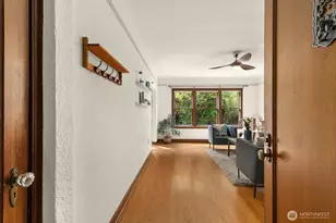 1623 Taylor Ave N, Seattle, WA 98109 - Photo 3