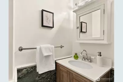 1623 Taylor Avenue N #204, Seattle, WA 98109 - Photo 15