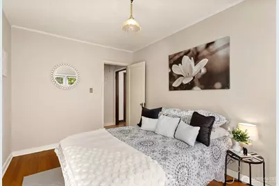 1623 Taylor Avenue N #204, Seattle, WA 98109 - Photo 13