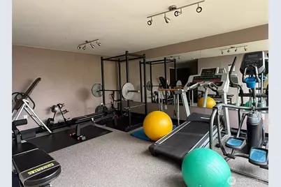 4561 Lake Washington Boulevard NE #102, Kirkland, WA 98033 - Photo 21
