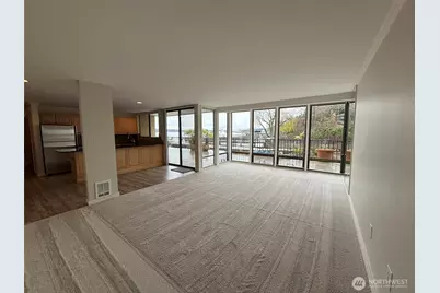 4561 Lake Washington Boulevard NE #102, Kirkland, WA 98033 - Photo 13