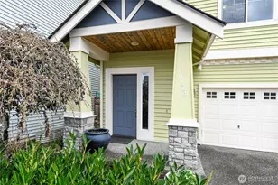 18323 10th Dr SE, Bothell, WA 98012 - Photo 3