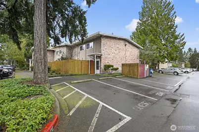 12251 SE 59th Street #102, Bellevue, WA 98006 - Photo 27
